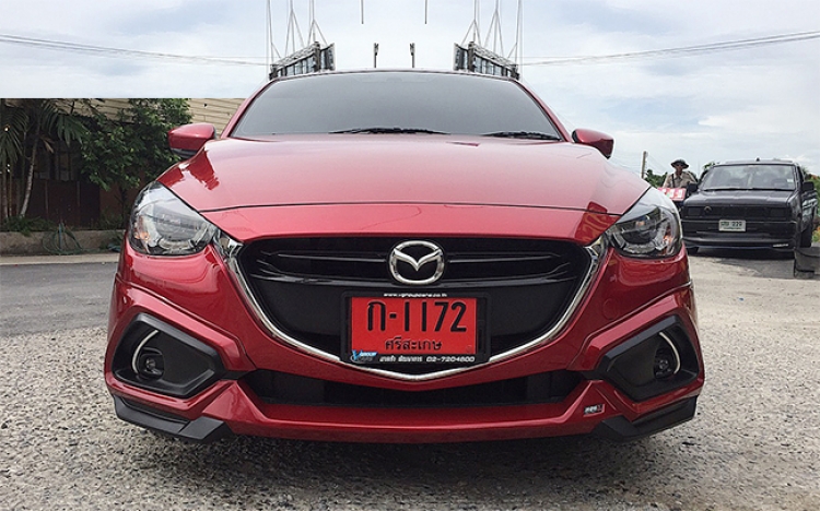 ชุดแต่ง ชุดแต่ง Mazda2 2015-2019 IDEO 4และ5ประตู