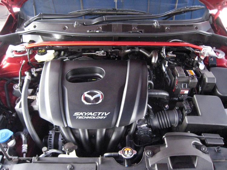 ชุดแต่ง ชุดแต่ง Mazda2 2015-2019 ค้ำโช๊คหน้า