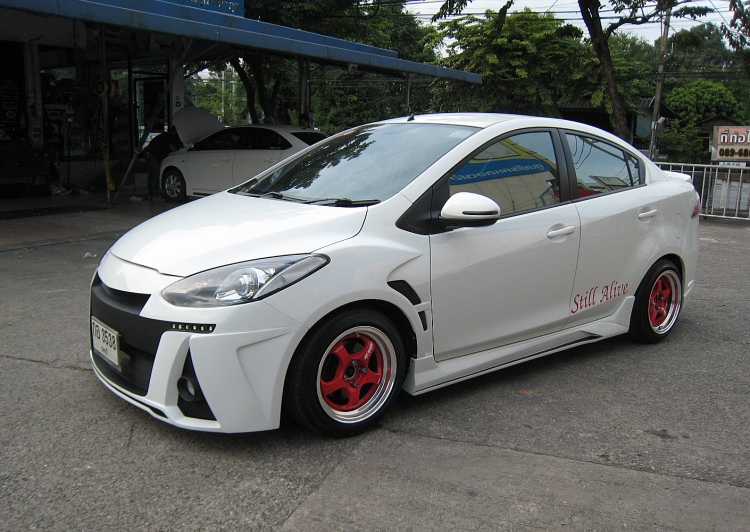 ชุดแต่ง ชุดแต่ง Mazda2 2009-2013 แก้มแต่ง